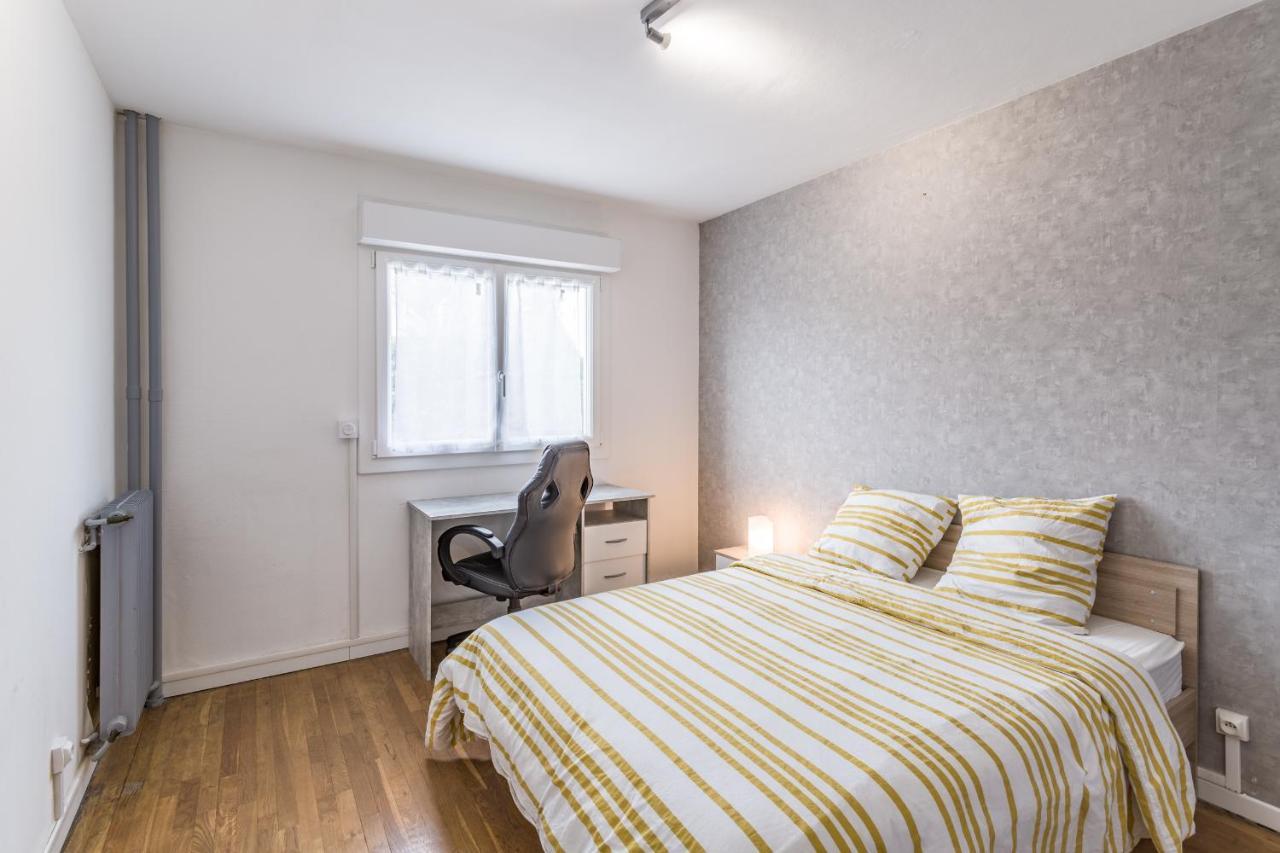 Spacieux Appartement - 6 Personnes - Parking Gratuit Saint-André-les-Vergers Buitenkant foto